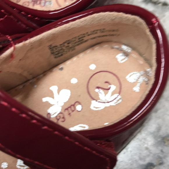 Cat & Jack girls shoes with bow Size 2. Red. New - Picture 4 of 7